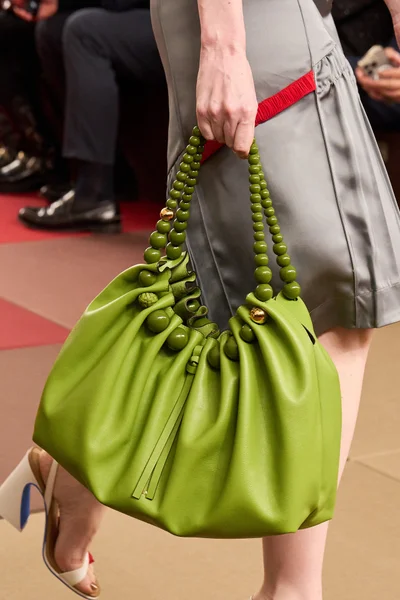 Look 160
